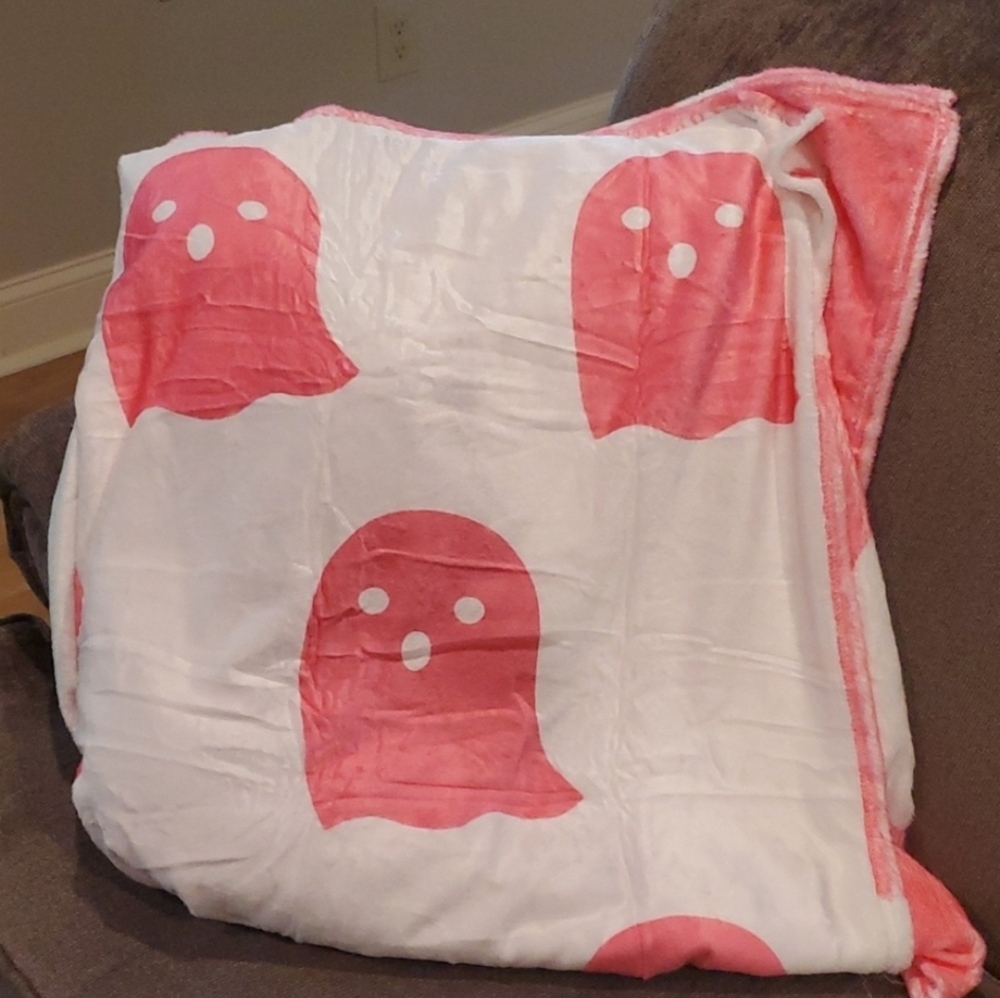 Reversible! Pink Ghost Blanket-NWT